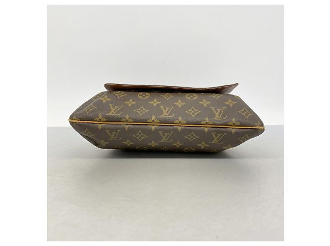 Bolso de hombro Louis Vuitton Monogram Musette Castaño - vista 3