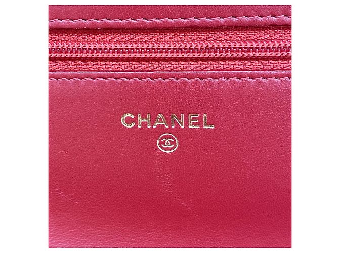 Cartera de hombro con cadena Chanel Matelassé Roja - vista 5