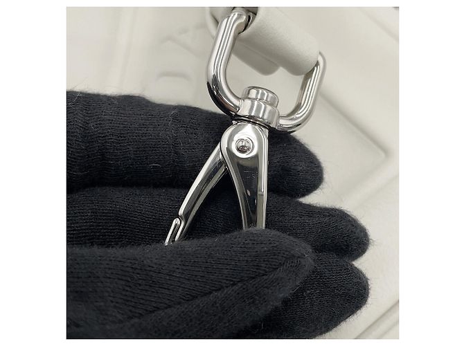 Prada Schultertasche aus Leder Triangle Mini Weiß - Ansicht 10