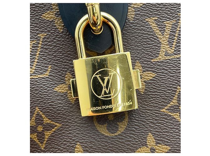 Borsa a mano Louis Vuitton Monogram Reverse Bento Box BB Nero - vista 13