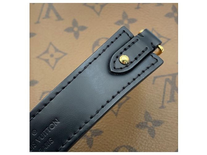 Borsa a mano Louis Vuitton Monogram Reverse Bento Box BB Nero - vista 15