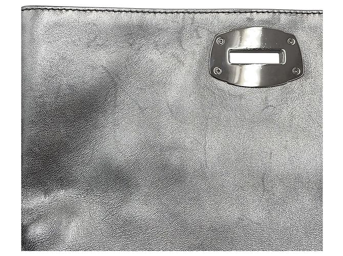 Bolsa de Ombro Miu Miu Matelassé Prata - vista 10