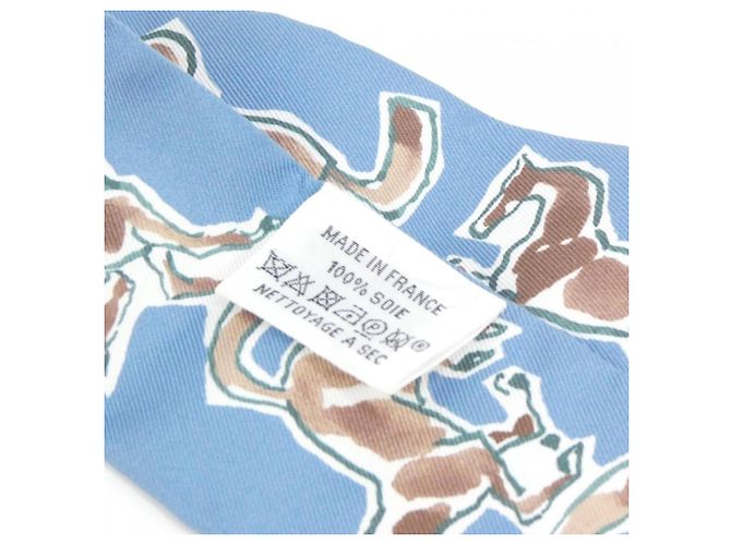 Hermès Hermes CHEVAUX EN LIBERT Twilly Schal Weiß Blau - Ansicht 3