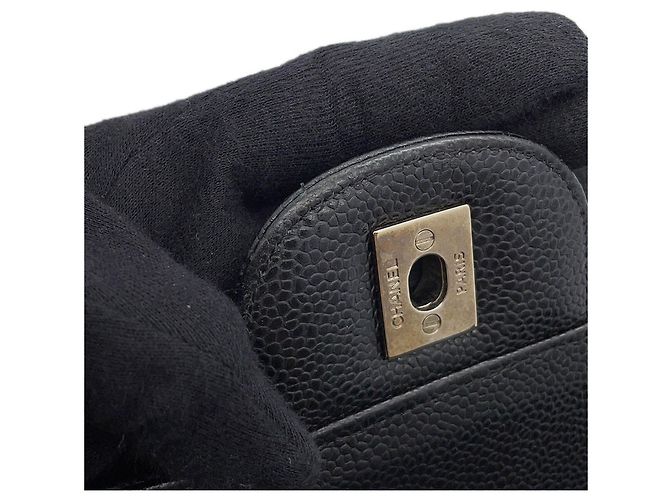 Borsa a tracolla con catena Chanel Matelassé Nero - vista 13