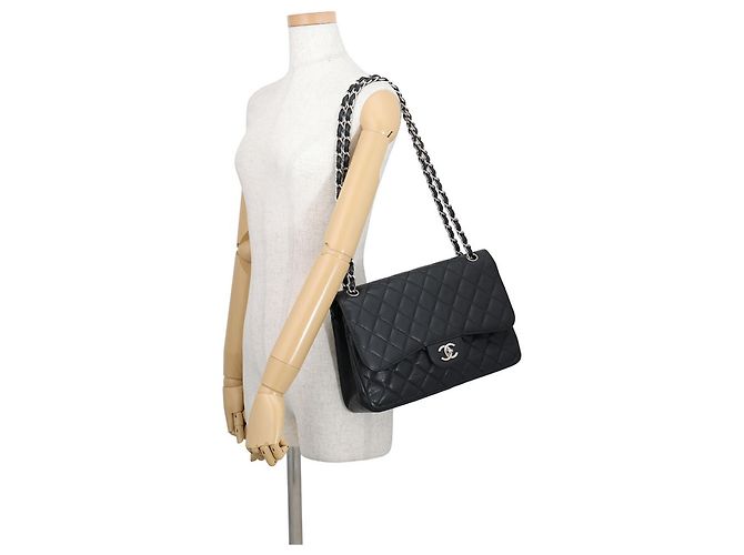 Borsa a tracolla con catena Chanel Matelassé Nero - vista 4
