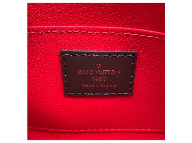 Louis Vuitton Damier Ebene Pochette Tic PM Roja - vista 7