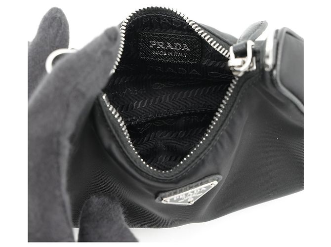 Prada Re-Edition Schultertasche aus Micro-Nylon Tessuto Schwarz - Ansicht 6