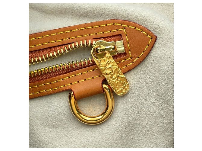 Bolsa de Ombro com Corrente Louis Vuitton Monogram Dentelle Bege - vista 8