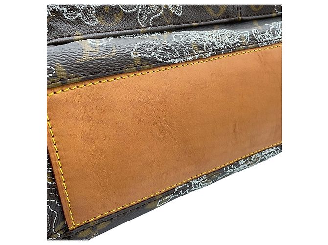 Bolsa de Ombro com Corrente Louis Vuitton Monogram Dentelle Bege - vista 9