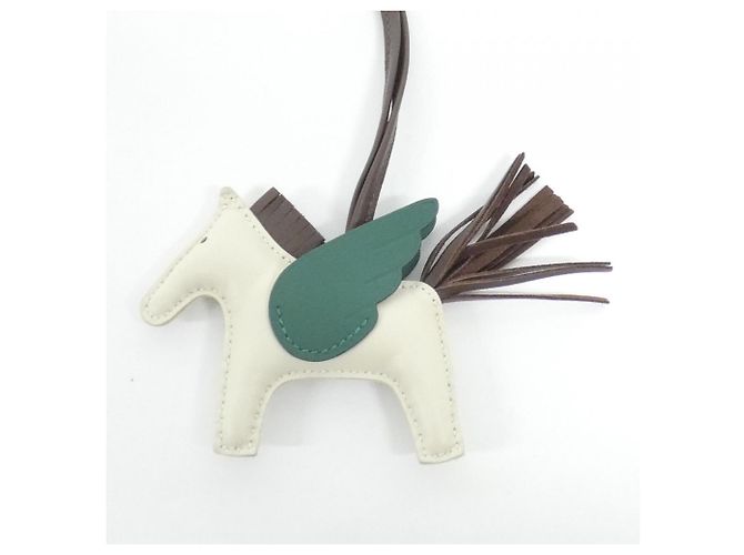 Hermès Hermes Rodeo Pegasus Accessory Bag Charm PM Branco Chocolate Verde claro - vista 2