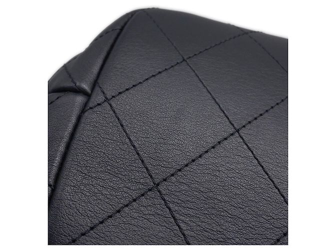 Mochila Chanel em couro Matelassé Preto - vista 8