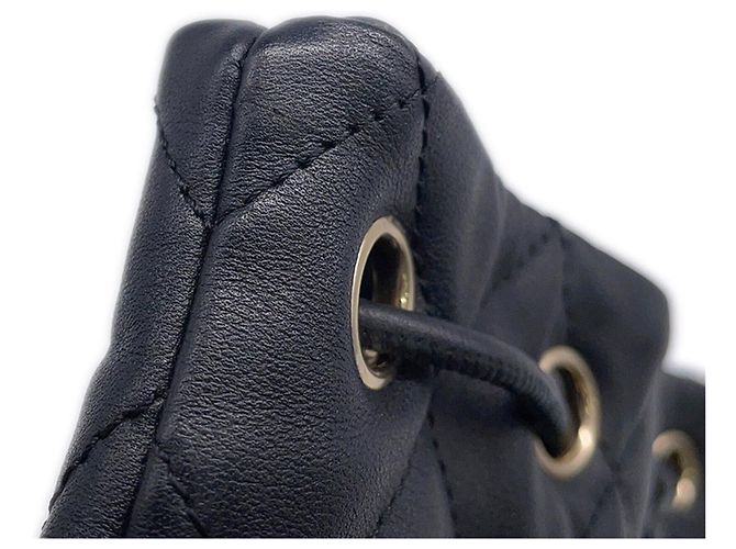 Mochila Chanel em couro Matelassé Preto - vista 9
