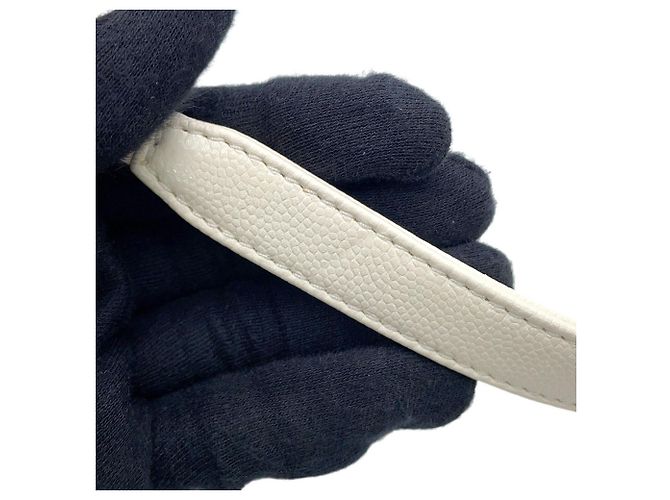 Borsa a tracolla Chanel Matelassé Bianca Bianco - vista 15