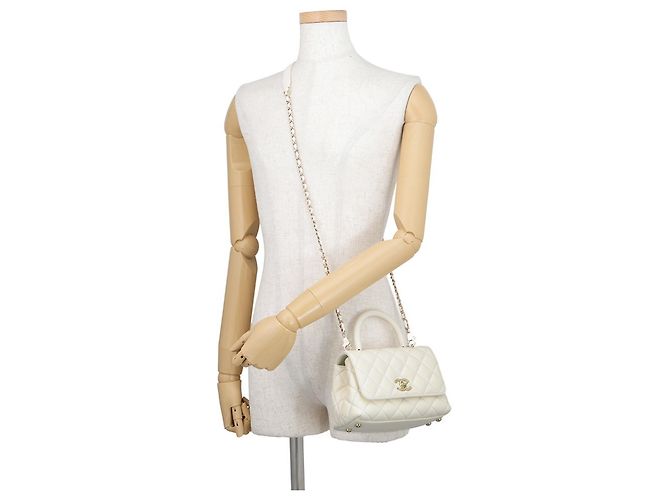 Borsa a tracolla Chanel Matelassé Bianca Bianco - vista 5