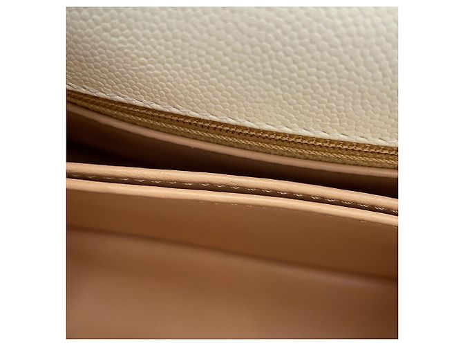 Borsa a tracolla Chanel Matelassé Bianca Bianco - vista 7