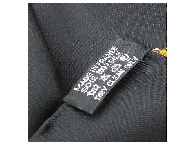 Hermès Foulard Quadrato MORS & GOURMETTES Nero D'oro - vista 6
