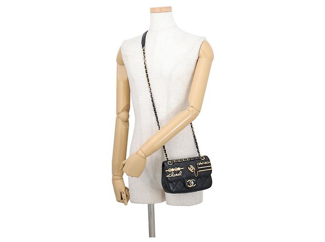 Borsa a tracolla Chanel Small Matelassé Nero - vista 5