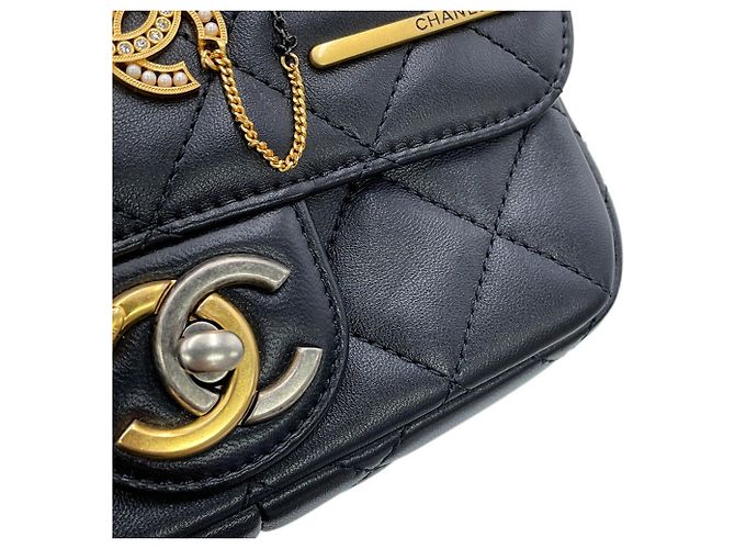 Borsa a tracolla Chanel Small Matelassé Nero - vista 7