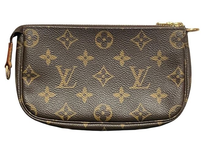 Bolsa Louis Vuitton Mini Pochette Accessoires Marrom Monograma - vista 2