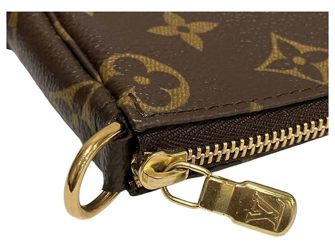 Bolsa Louis Vuitton Mini Pochette Accessoires Marrom Monograma - vista 8