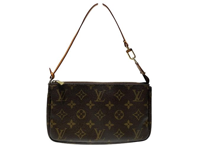 Bolsa Louis Vuitton Pochette Accessoires Marrom Monograma - vista 2