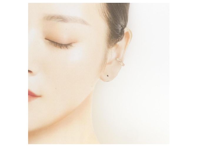 Ear cuff Chanel Coco Crush - vue 4