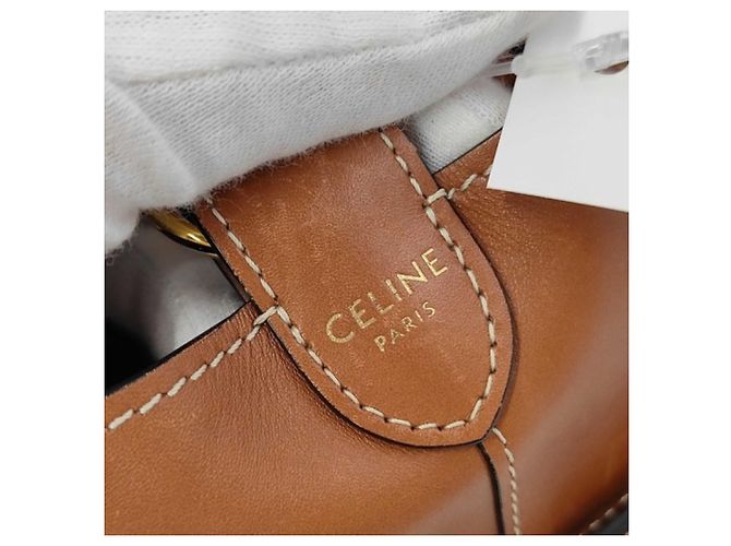 Céline Celine Box-Handtasche aus braunem Leder mit Riemen - Ansicht 8