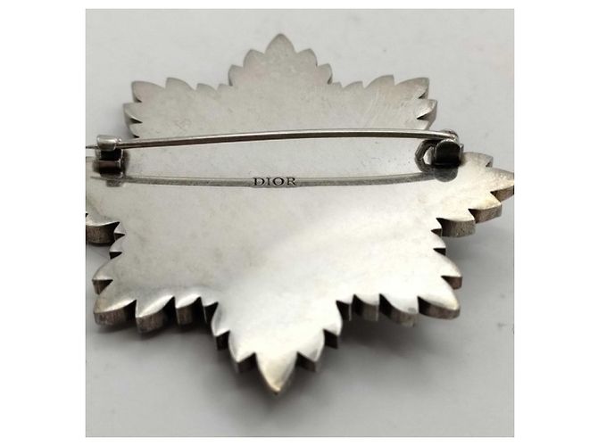 Spilla Christian Dior 1947 Signature BUFFALO STAR Argento - vista 3