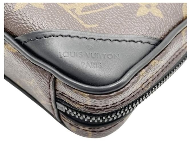 Sac à épaule Louis Vuitton Monogram Pochette Marron Noir - vue 5