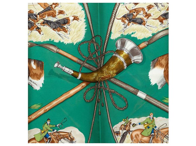 Hermès Green Le Laisser Courre Seidentuch 90 Grün - Ansicht 9