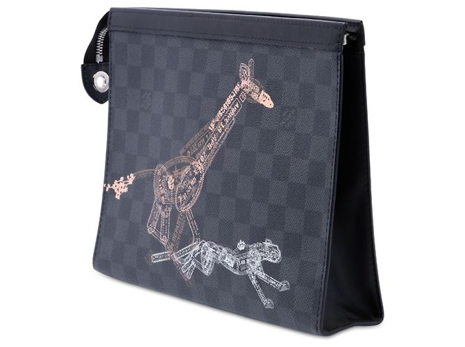 Louis Vuitton Black Damier Graphite Wild Animals Pochette Voyage MM Nero - vista 2