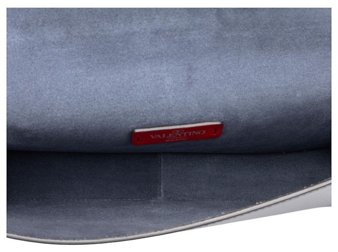 Borsa a tracolla con patta VLTN in pelle nera Valentino Nero - vista 4
