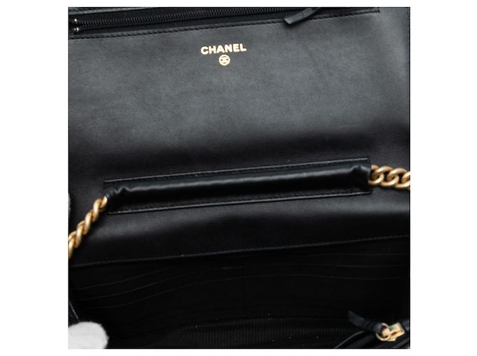 Chanel Black Quilted Caviar Boy Wallet on Chain Negro - vista 4