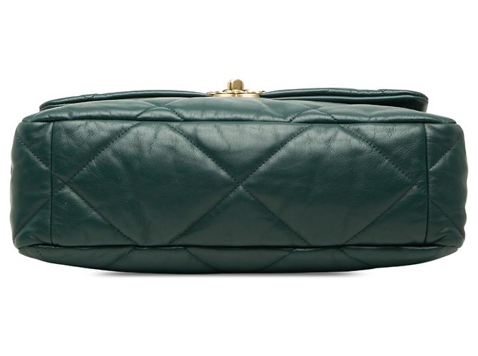Chanel 19 Flap Large de piel de cordero verde Verde oscuro - vista 3
