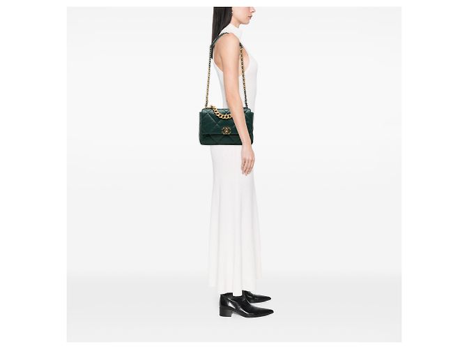 Chanel 19 Flap Large de piel de cordero verde Verde oscuro - vista 6