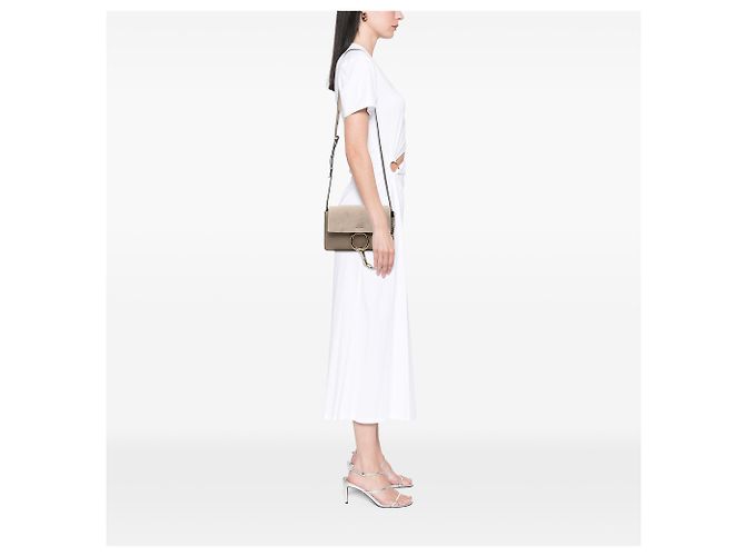 Chloé Faye Piccola Borsa a Tracolla in Camoscio e Vitello Grigio Marrone - vista 6