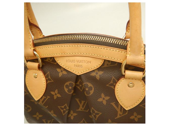Bolsa Louis Vuitton Monogram Tivoli PM Marrom Monograma - vista 9