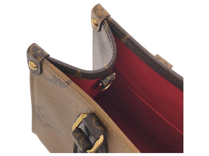 Bolso Louis Vuitton Monogram Giant OnTheGo PM Castaño - vista 8
