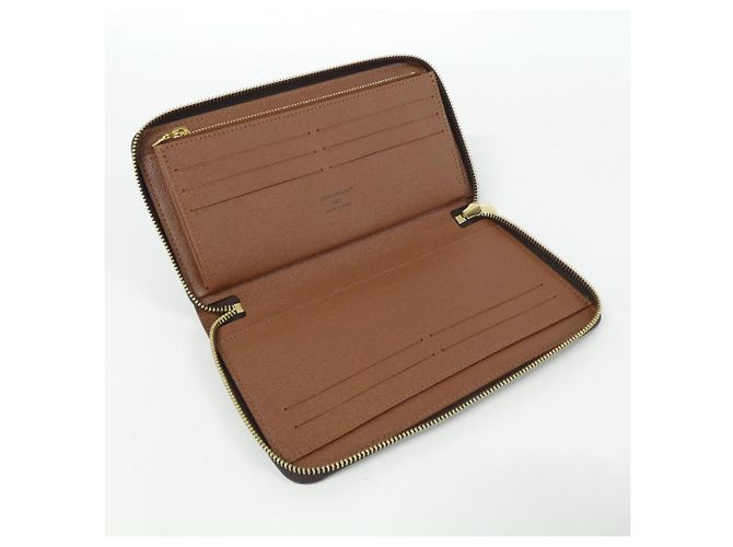 Louis Vuitton Monogram Zippy Organizer Wallet Brown - view 5
