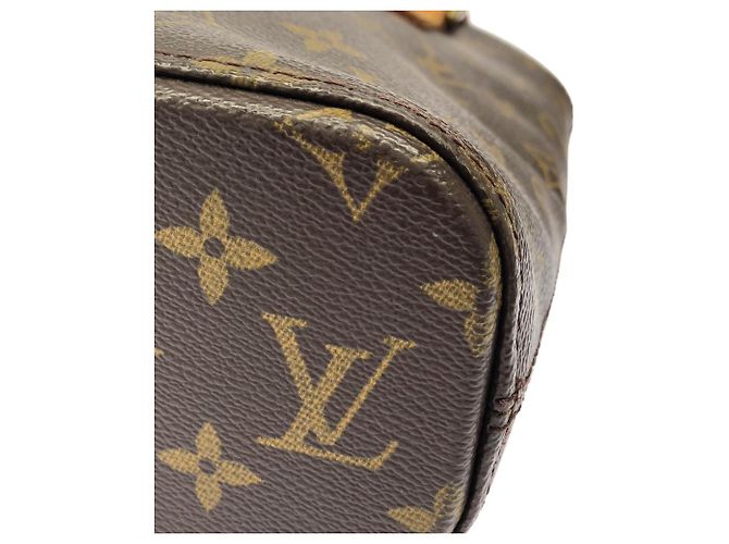 Bolso Louis Vuitton Monogram Vavin PM Castaño - vista 2