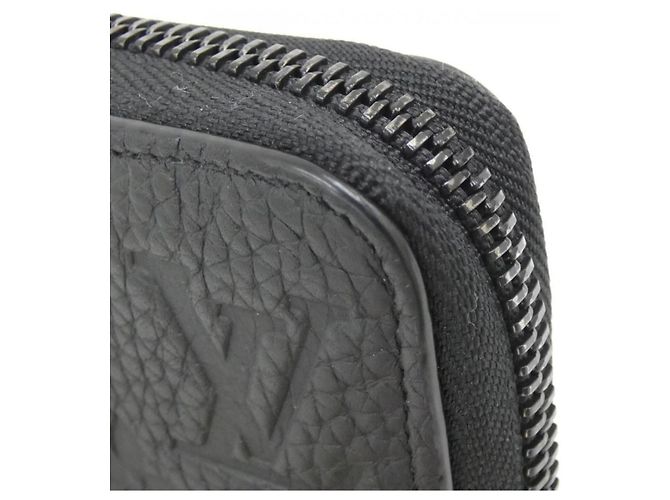 Louis Vuitton Taurillon Monogram Zippy Wallet Black - view 3