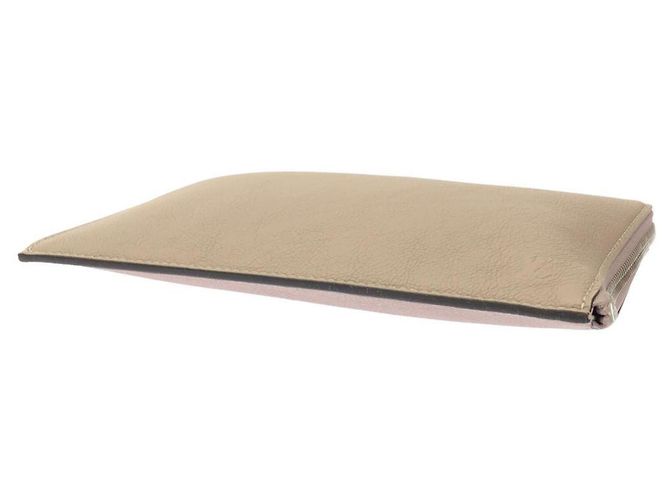 Sac à main Louis Vuitton Taurillon Pochette Jour PM R99760 Beige - vue 3