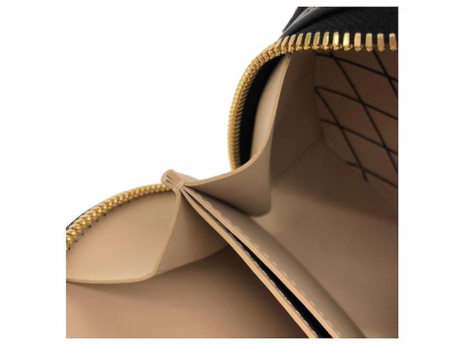 Borsa a tracolla Louis Vuitton Epi Mini Boite Chapeau Cachi - vista 9
