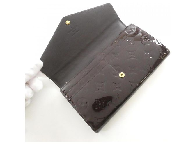 Louis Vuitton Vernis Portefeuille Sarah M90152 Wallet Bordò - vista 6