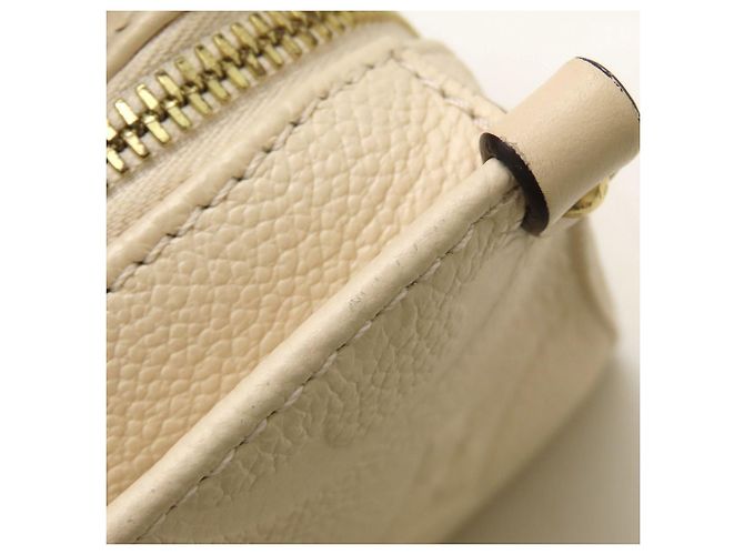 Borsa a tracolla 3 vie Louis Vuitton Monogram Empreinte OnTheGo EW - vista 12