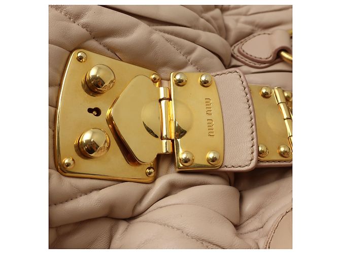 Miu Miu Matelassé Handtasche - Ansicht 12