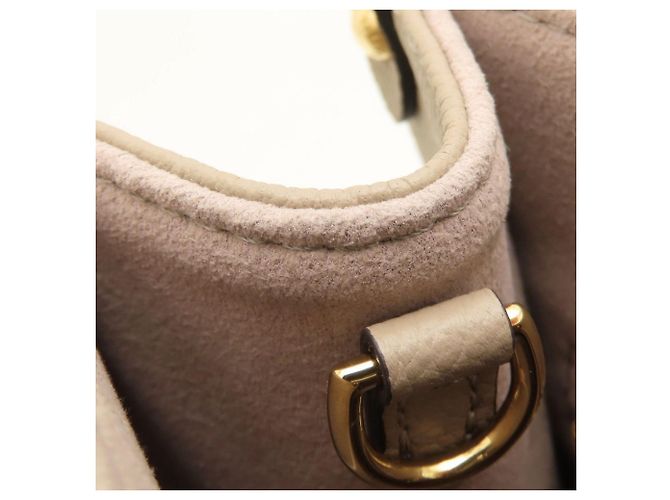Borsa Louis Vuitton OnTheGo PM Bicolor Monogram Empreinte Multicolore Monogramma - vista 6