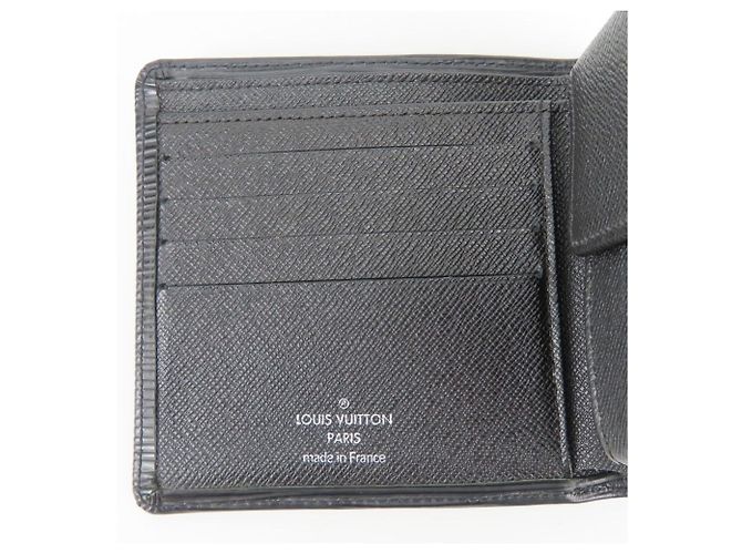 Portafoglio bi-fold Louis Vuitton Noir Epi Leather Nero - vista 11
