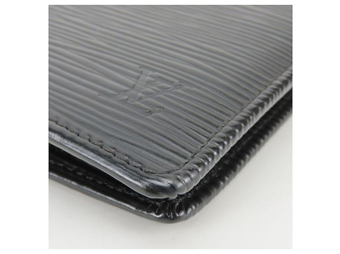 Portafoglio bi-fold Louis Vuitton Noir Epi Leather Nero - vista 7