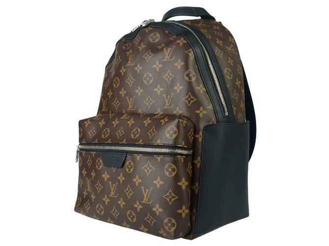 Louis Vuitton Discovery Backpack Brown - view 2